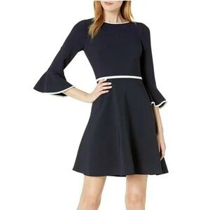 NWOT - Maggy London Fit & Flare crepe long sleeve dress